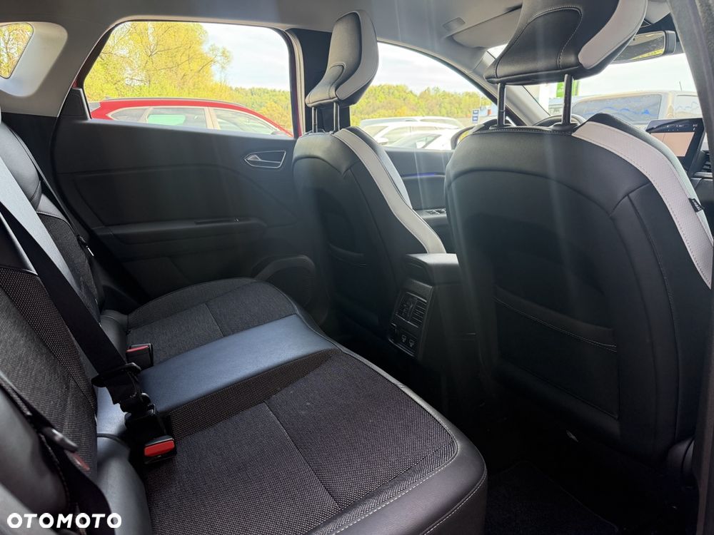 Renault Captur 1.3 TCe Intens EDC - 26