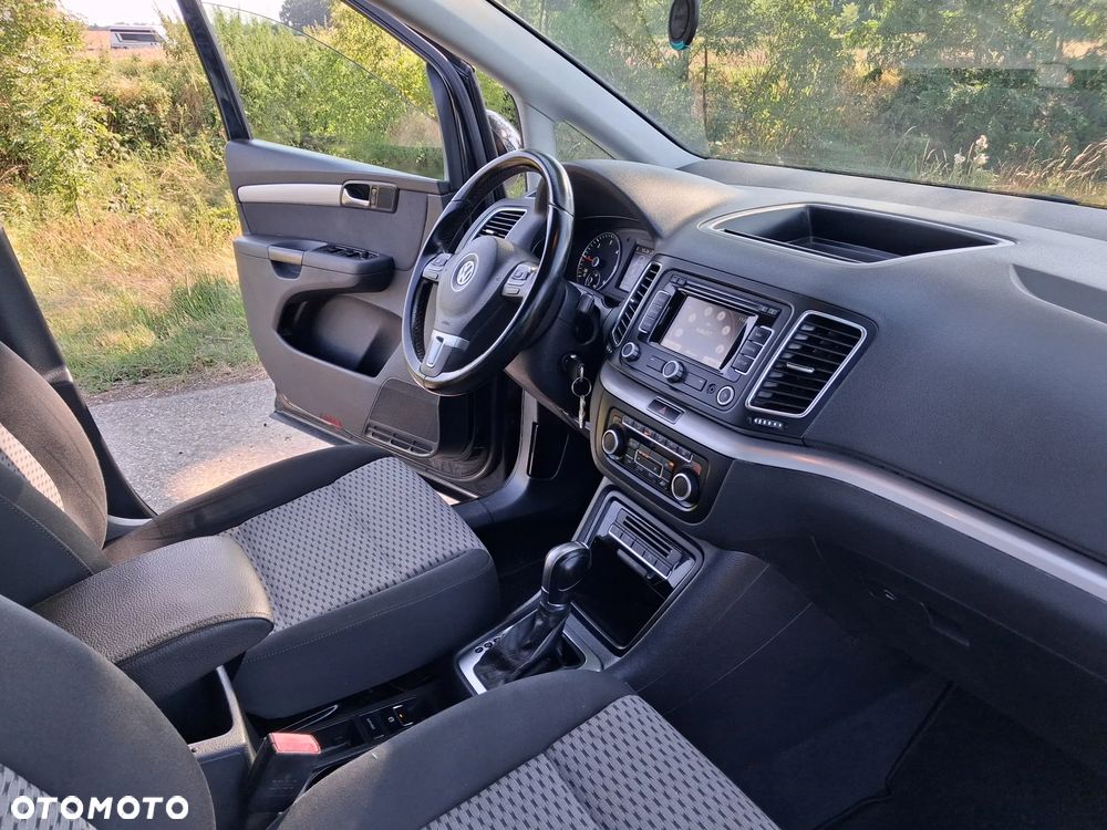 Volkswagen Sharan 2.0 TDI DSG Blue Motion Style - 16