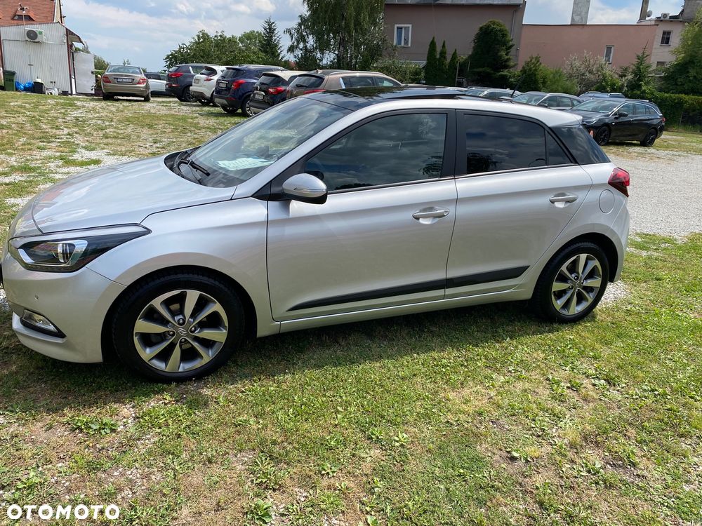 Hyundai i20 1.4 YES Gold - 4