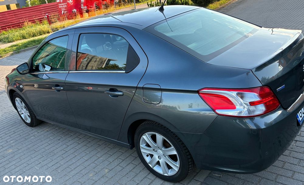 Peugeot 301 1.6 BlueHDi Allure - 4