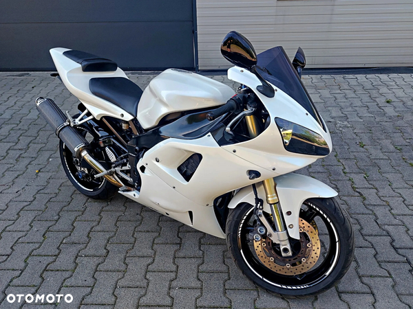 Yamaha R1