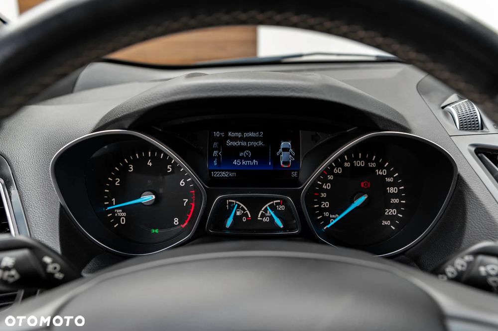 Ford Kuga 1.5 EcoBoost 2x4 ST-Line - 23