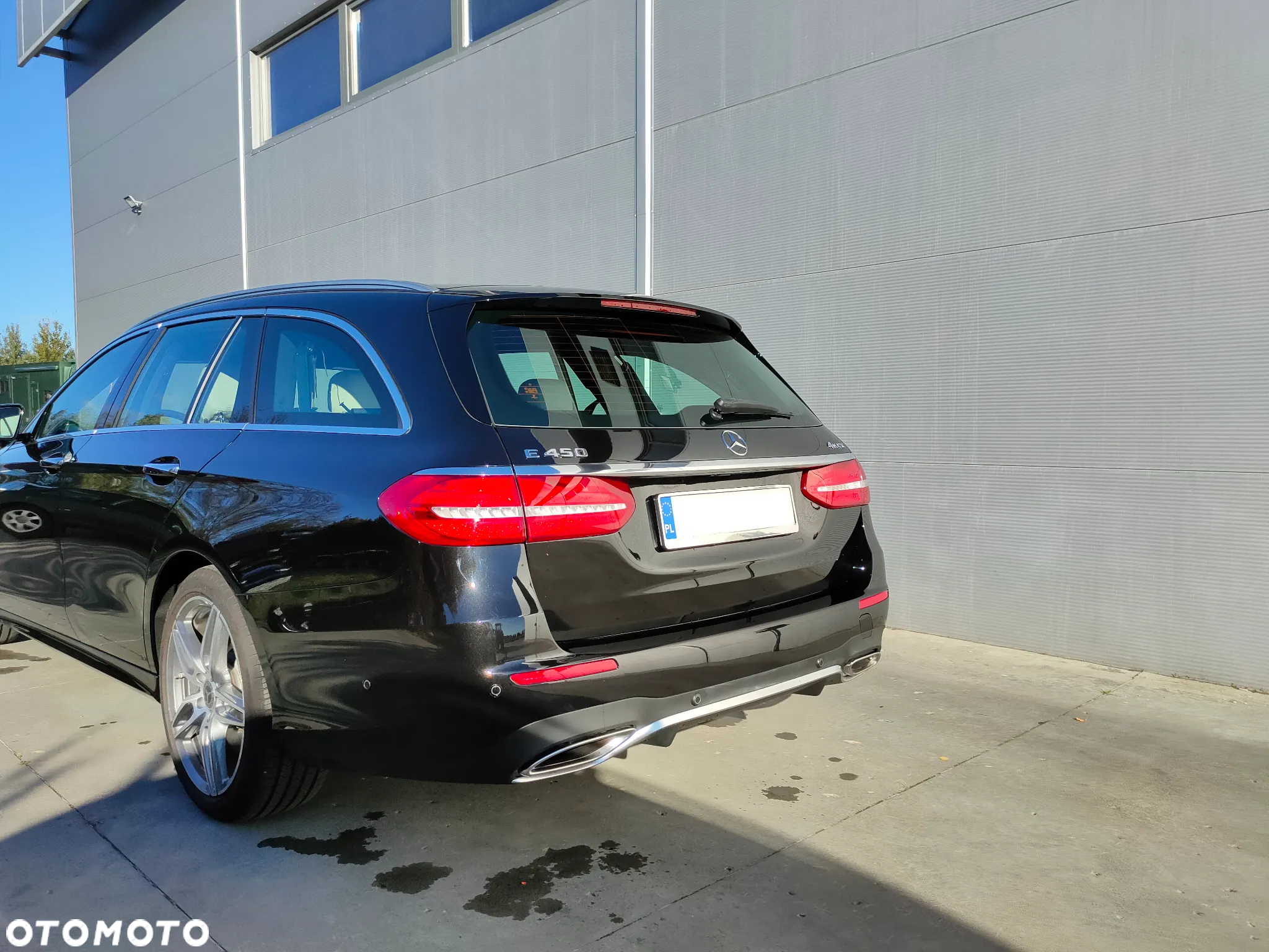 Mercedes-Benz Klasa E 450 4Matic T 9G-TRONIC AMG Line - 8