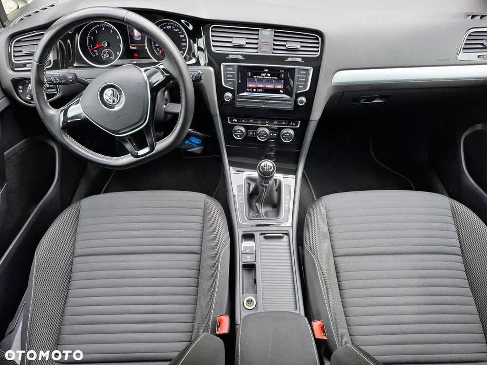 Volkswagen Golf 1.2 TSI BlueMotion Technology Cup - 25