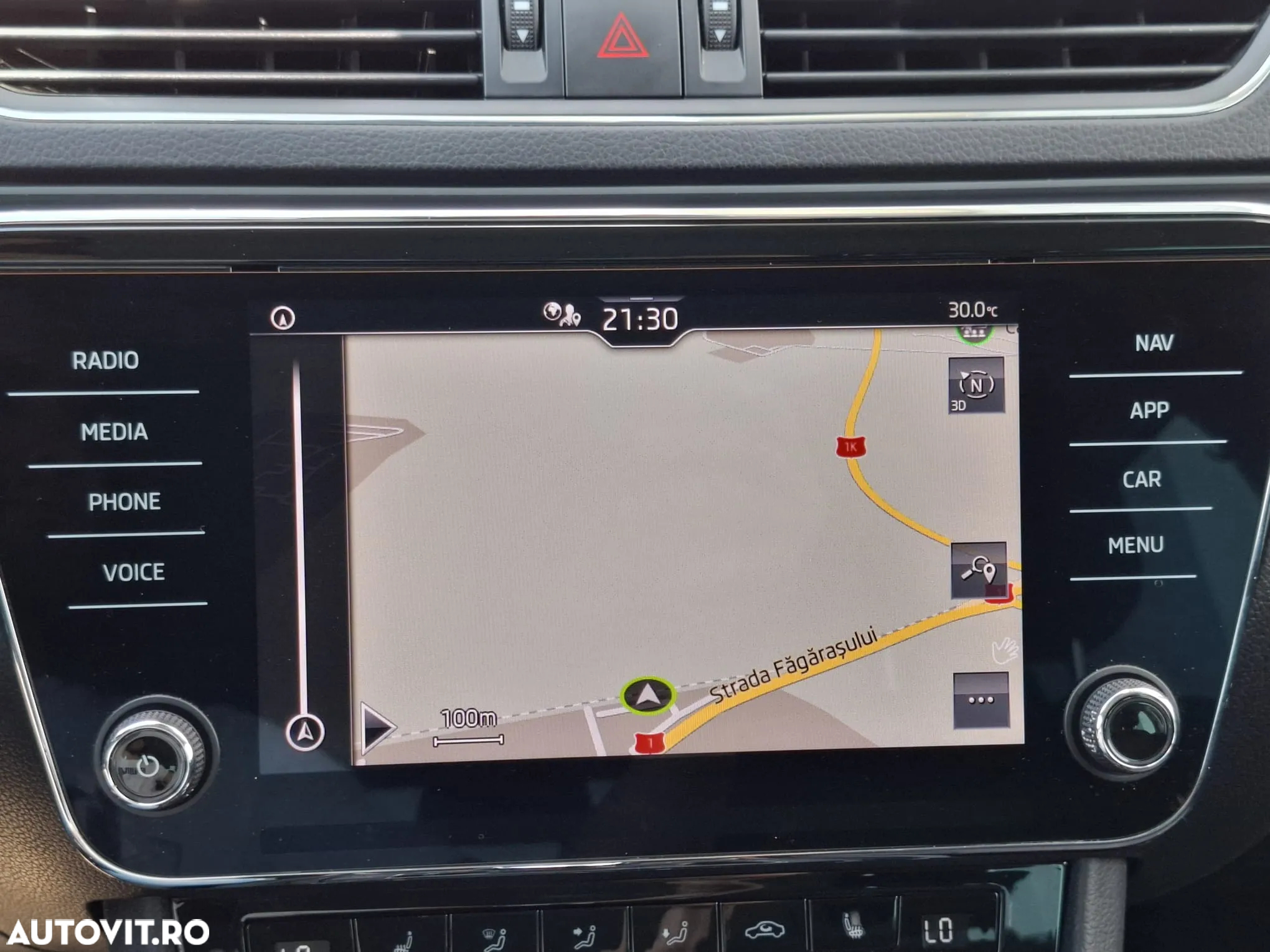 Skoda Superb 2.0 TSI DSG Style - 23