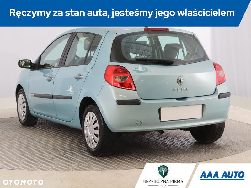 Renault Clio - 6