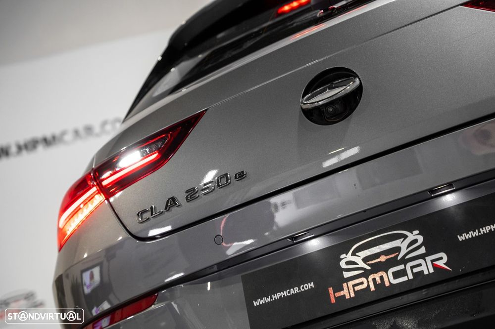 Mercedes-Benz CLA 250 e Shooting Brake Progressive - 9