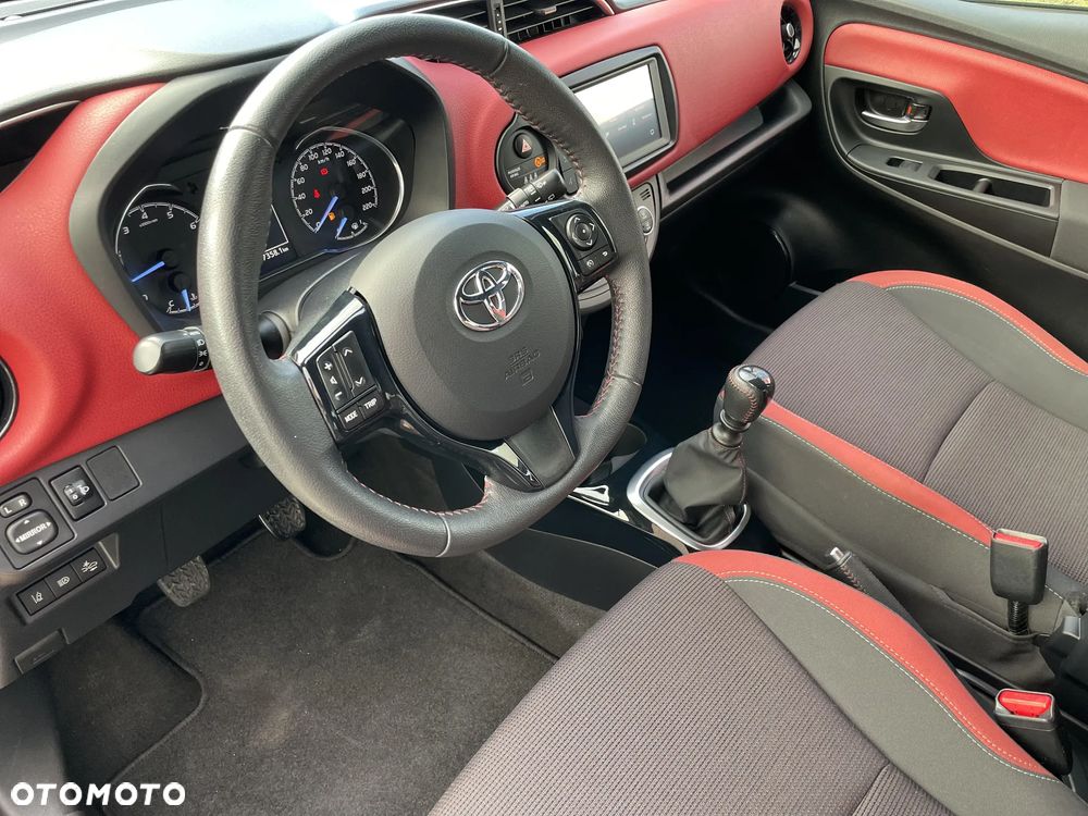 Toyota Yaris 1.5 Selection - 9