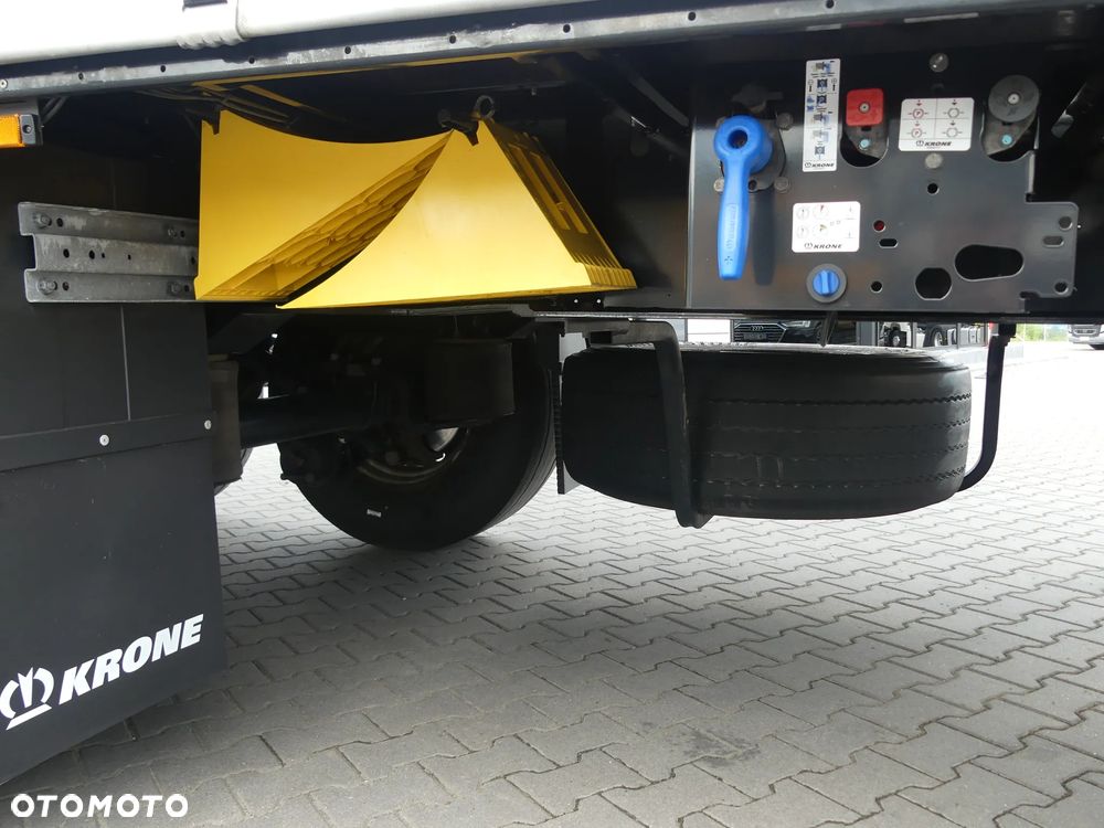 Krone FIRANKA / OŚ PODNOSZONA / KOSZ PALETOWY / STANDARD / - 24