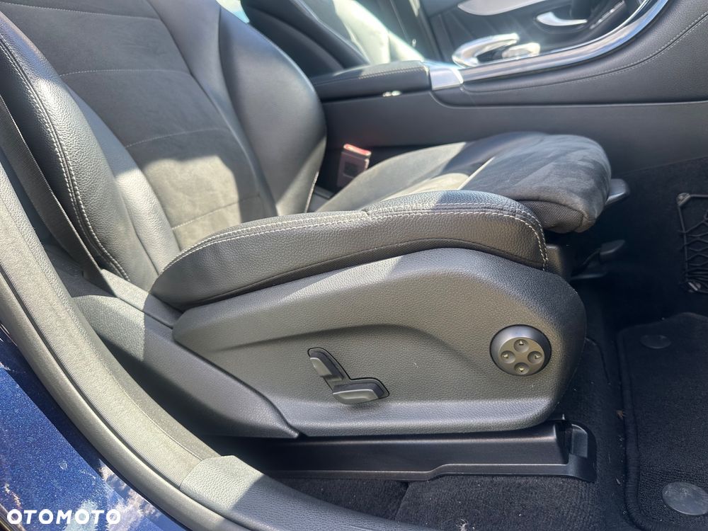 Mercedes-Benz GLC 350 e 4Matic 7G-TRONIC Edition 1 - 21