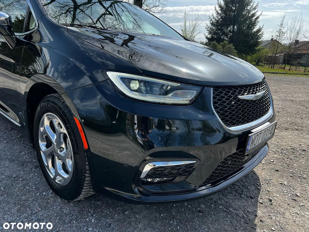 Chrysler Pacifica - 5