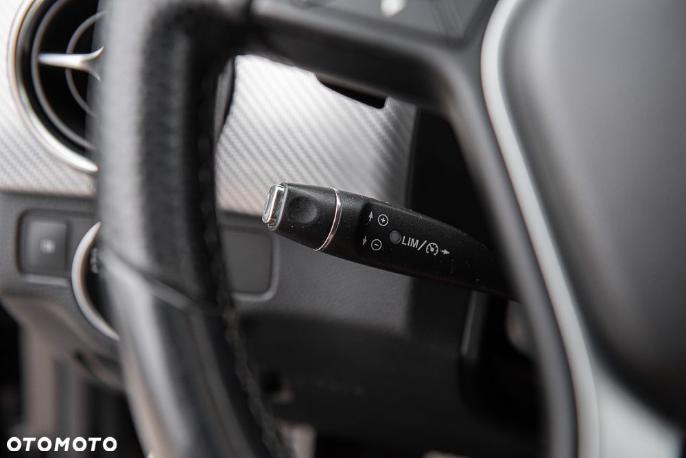 Mercedes-Benz GLK 250 CDI DPF 4Matic BlueEFFICIENCY 7G-TRONIC SPORT EDITION - 22