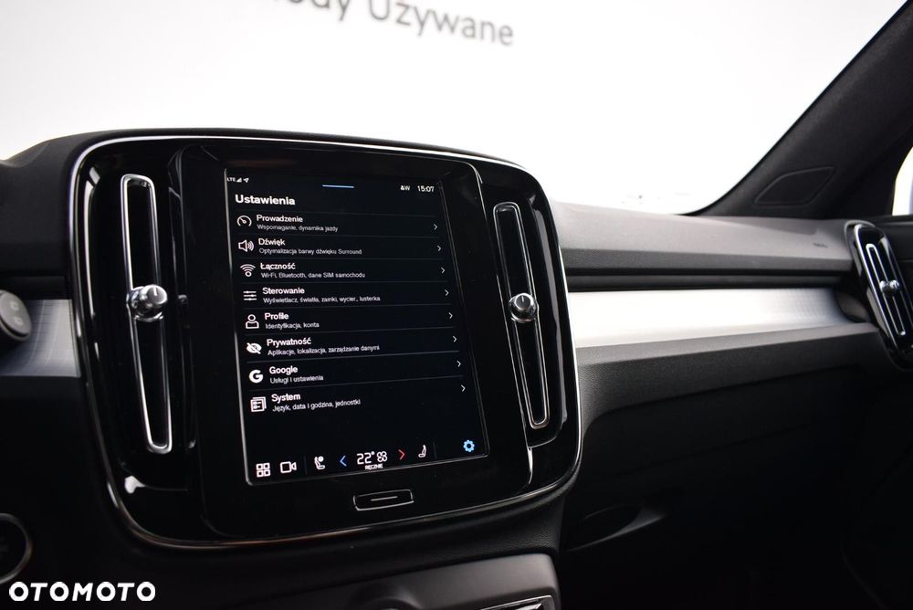 Volvo XC 40 - 25