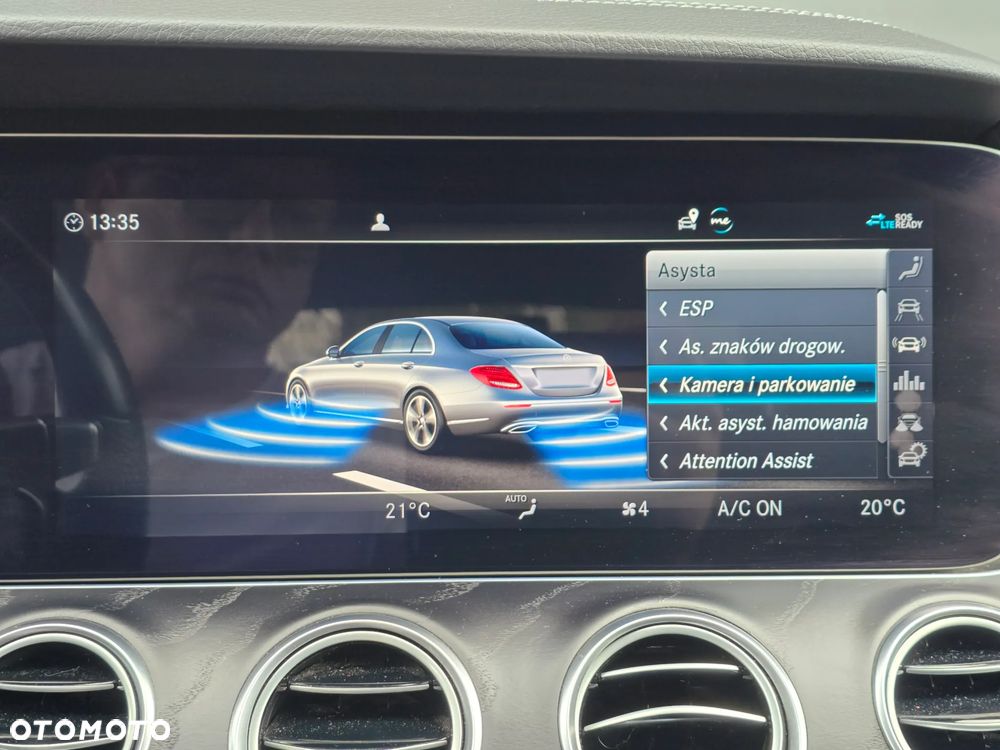 Mercedes-Benz Klasa E 220 d 4-Matic AMG - 39