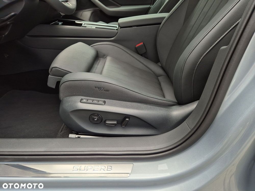 Skoda Superb 2.0 TSI L&K DSG - 20