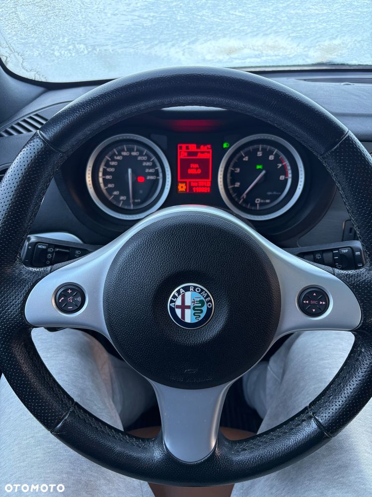 Alfa Romeo Brera 2.2JTS Sky View - 9