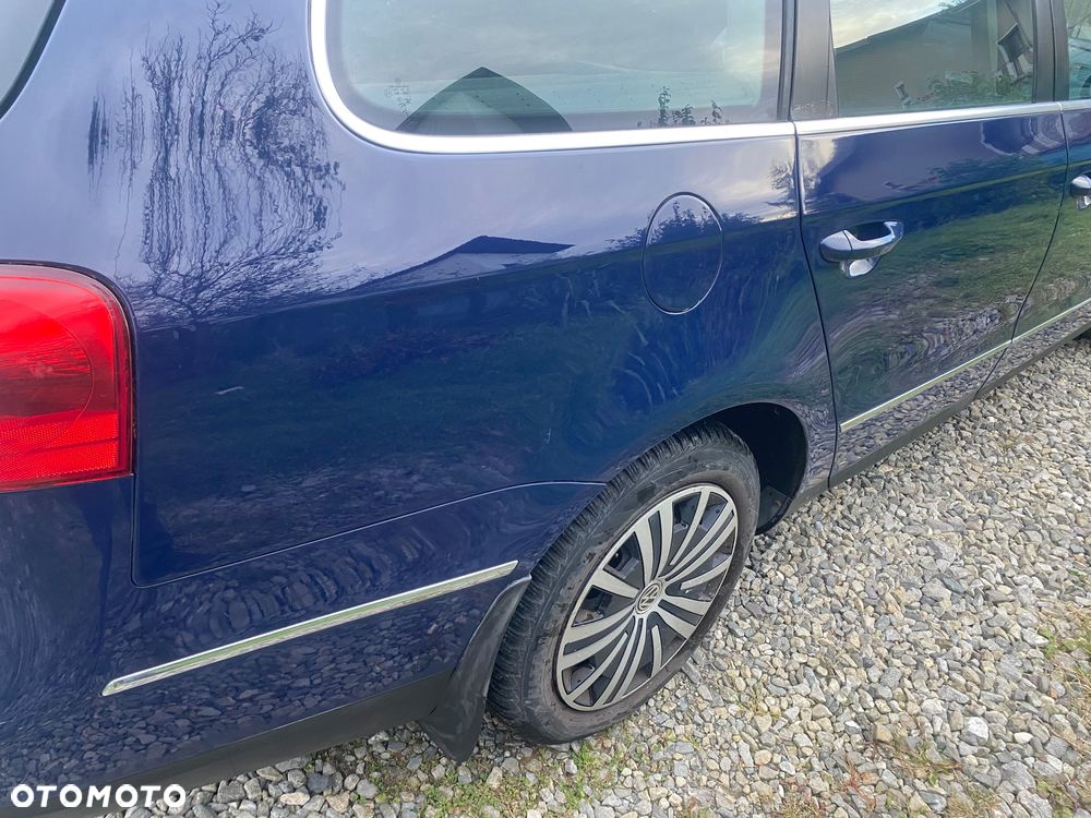 Volkswagen Passat 2.0 FSI Comfortline - 10