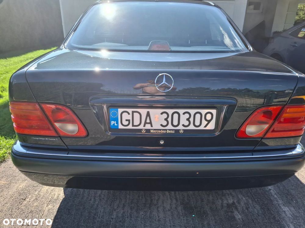 Mercedes-Benz Klasa E 280 4-Matic Elegance - 6