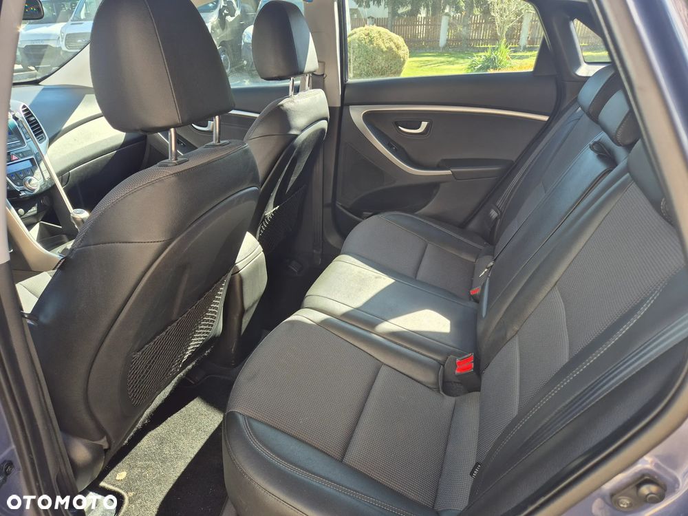 Hyundai i30 1.4 Style - 11
