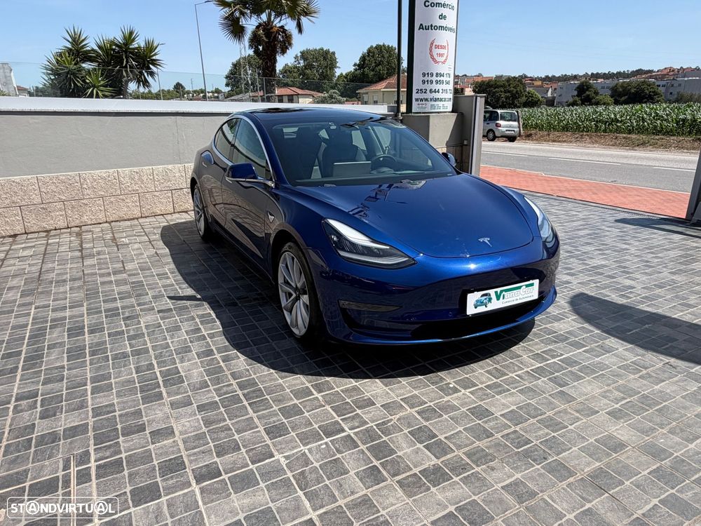 Tesla Model 3 - 2