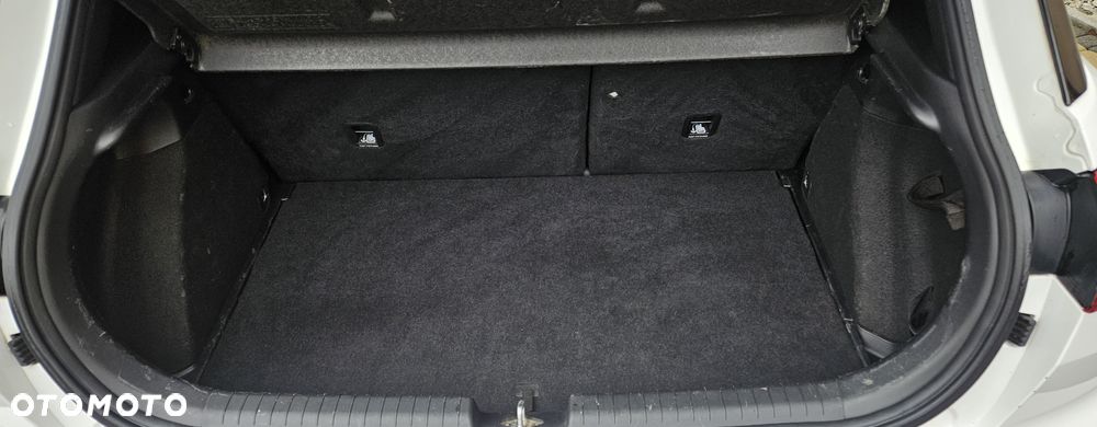 Hyundai i20 1.0 T-GDI - 28
