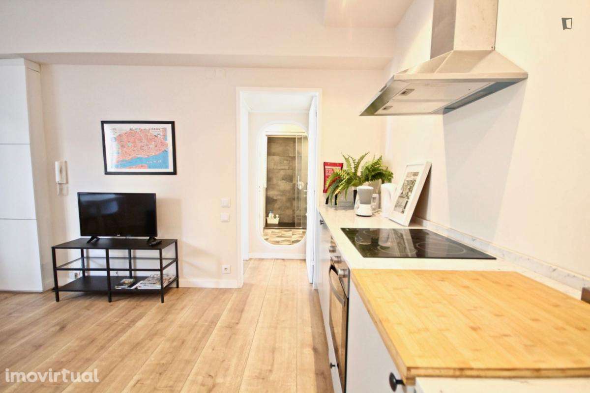 Apartamento com 1 quartos - localizado em Princípe Real Lisbon - Grande imagem: 5/17