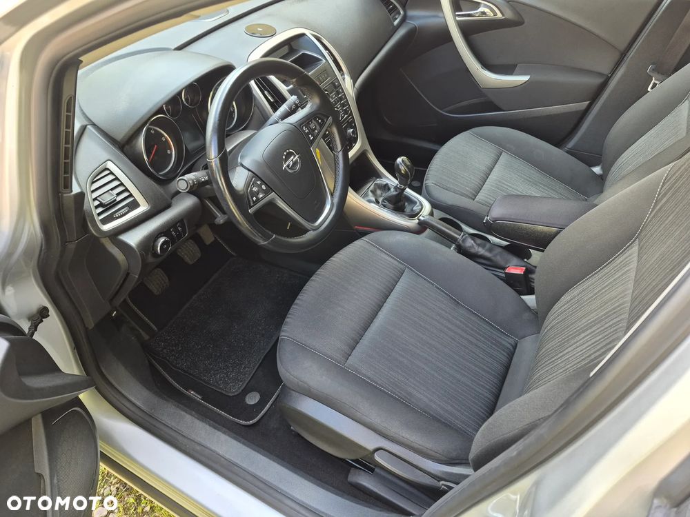 Opel Astra 1.7 CDTI DPF Exklusiv - 9