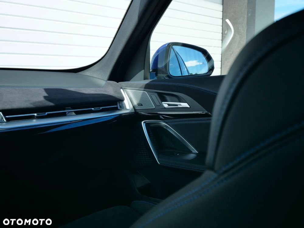 BMW X1 xDrive23i mHEV M Sport sport - 17