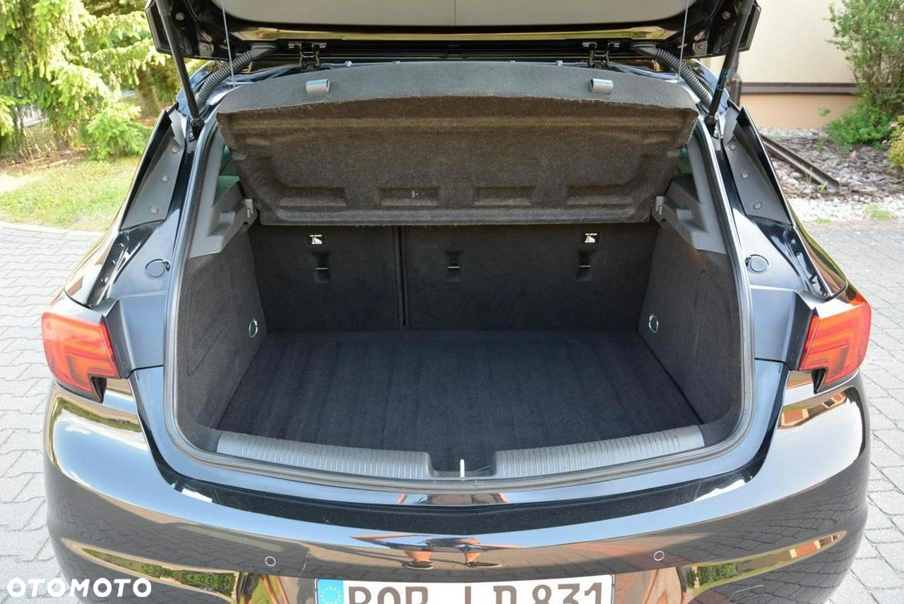 Opel Astra 1.4 Turbo Edition - 30