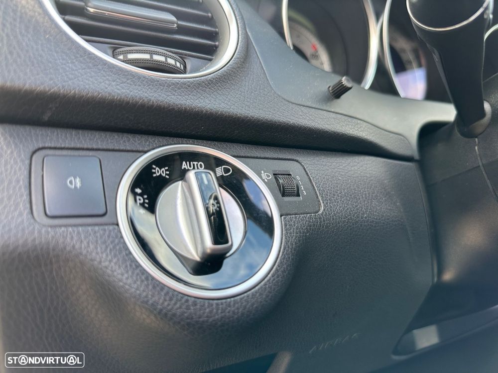 Mercedes-Benz C 220 BlueTEC AMG Line - 17