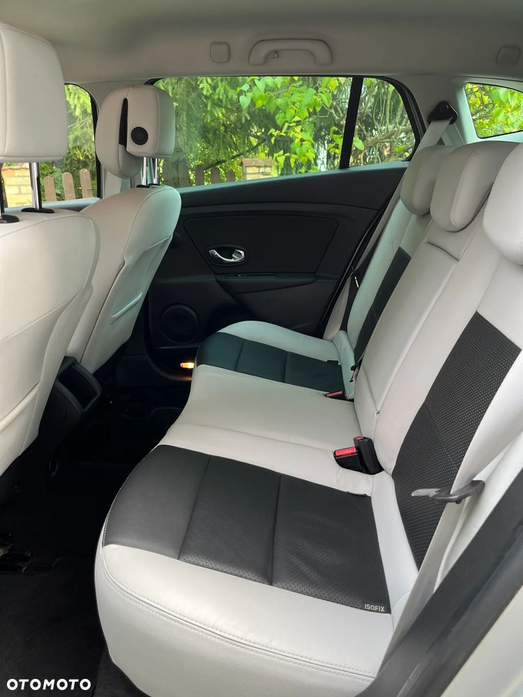 Renault Megane 2.0 dCi 16V Privilege - 13