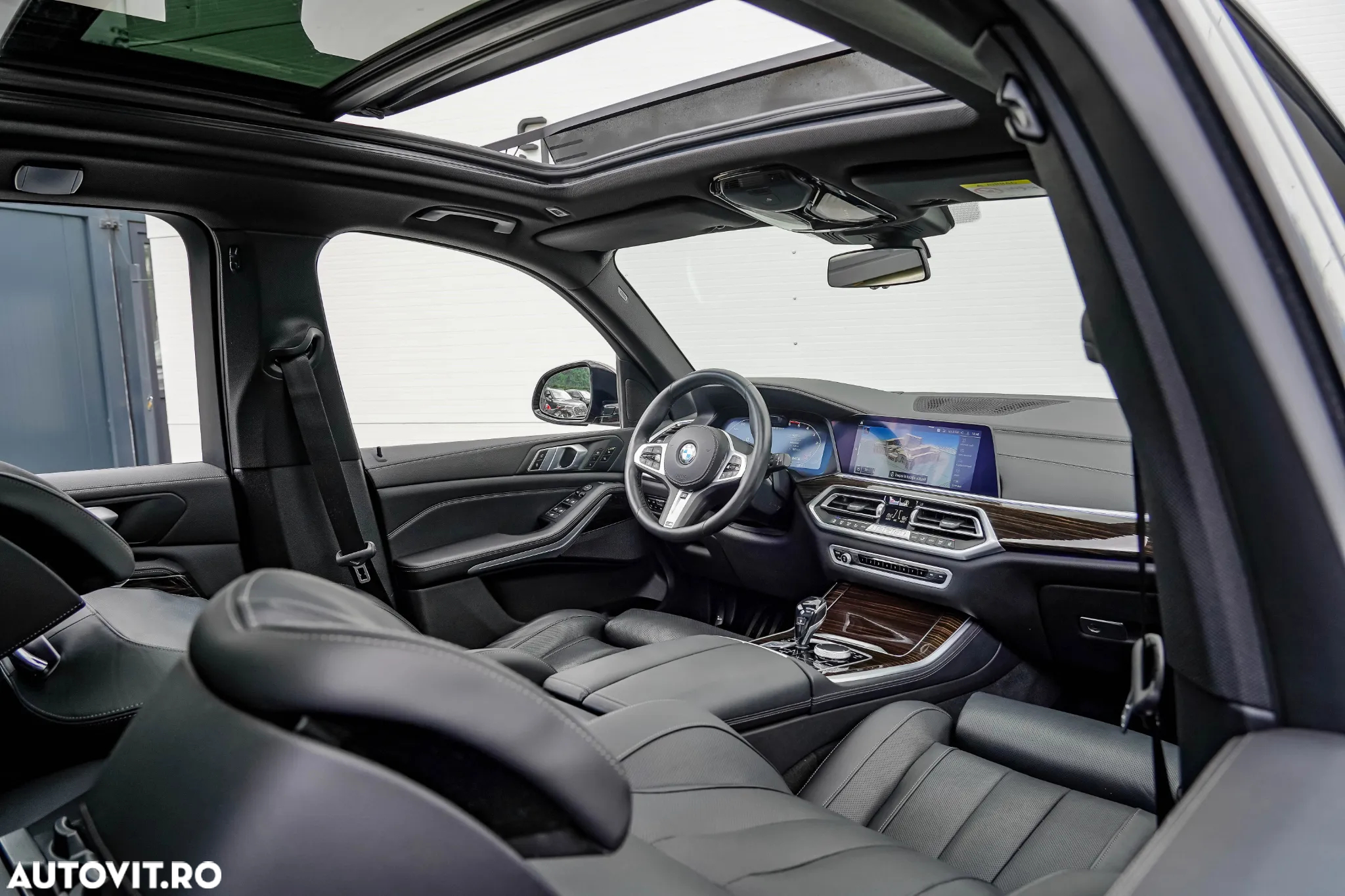 BMW X5 M M50d - 25