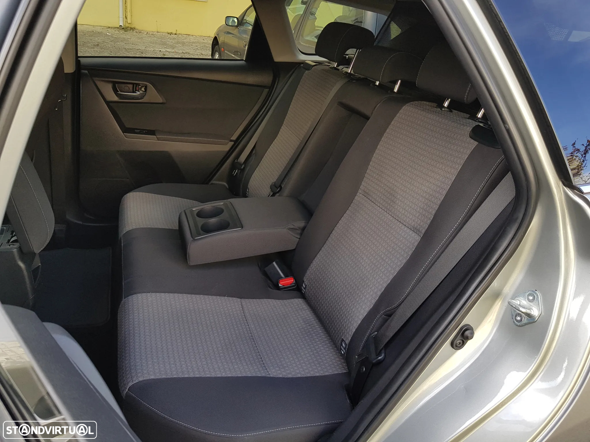 Toyota Auris Touring Sports 1.4 D-4D Comfort+Pack Sport - 27