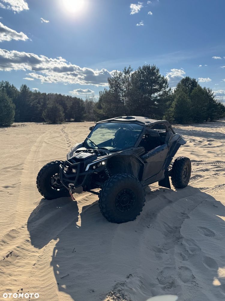 Can-Am Maverick - 1