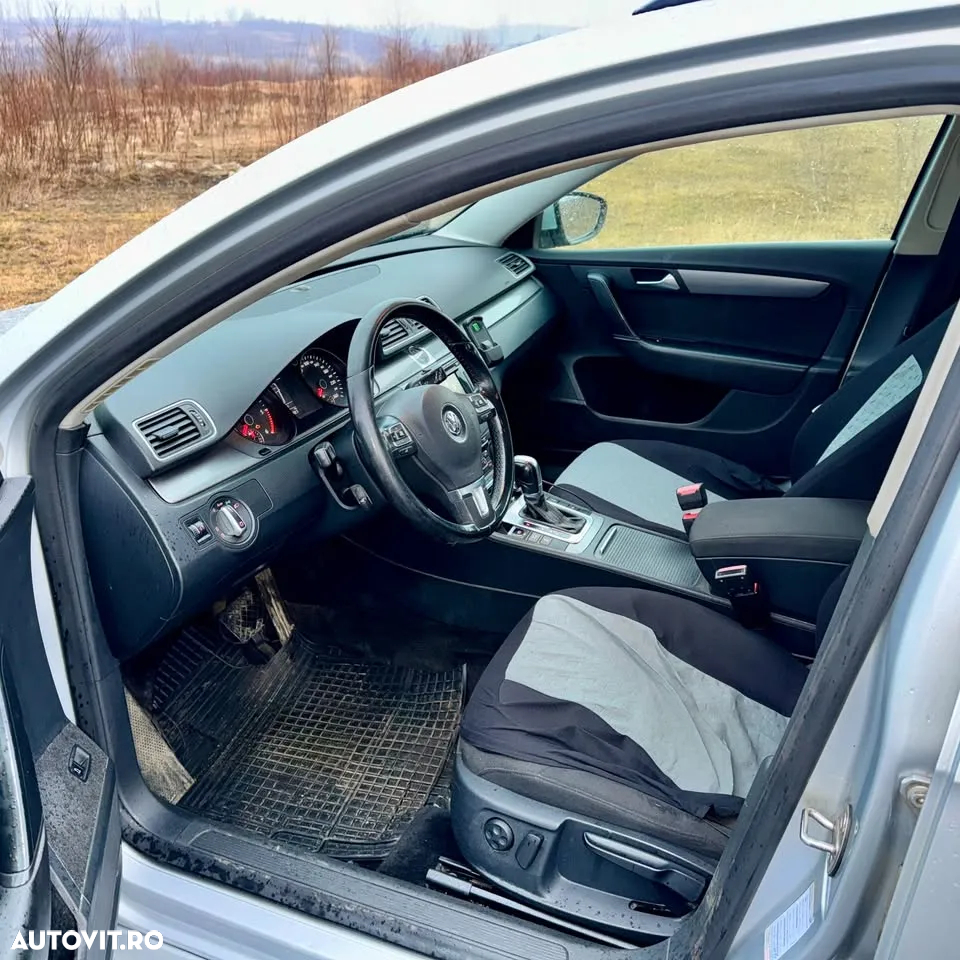 Volkswagen Passat Variant 2.0 TDI BlueMotion Technology DSG Highline - 6