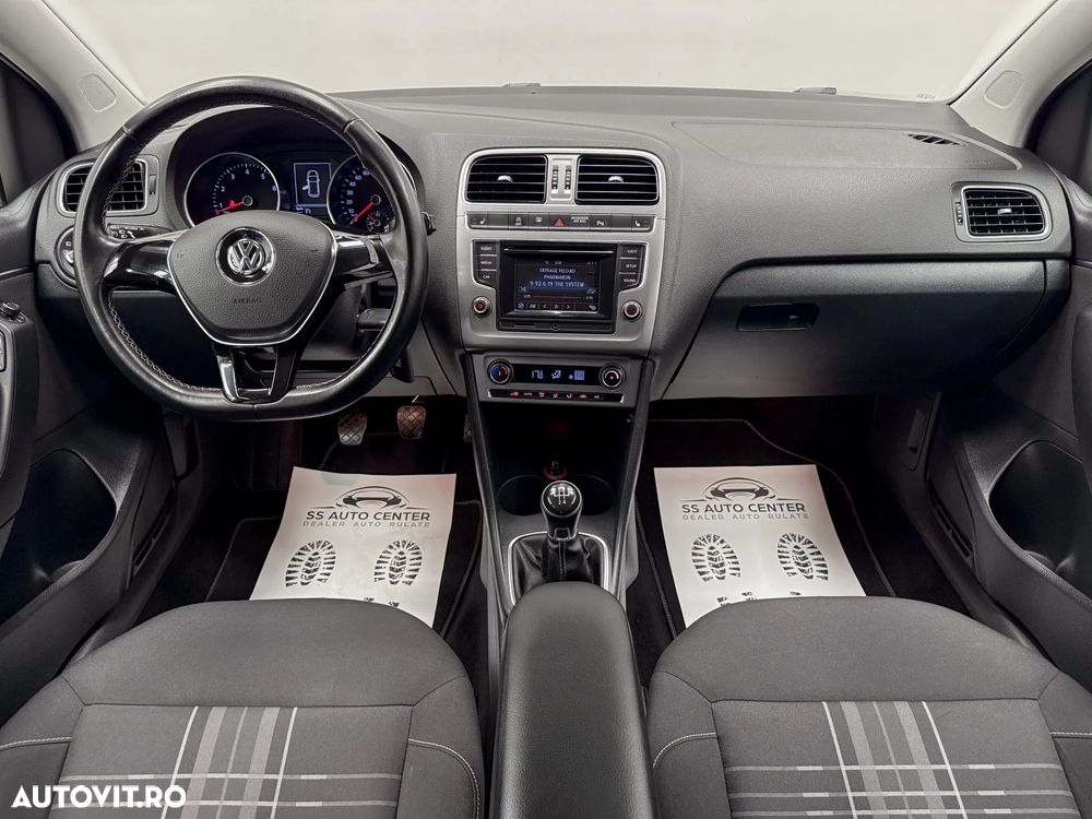 Volkswagen Polo 1.2 TSI Blue Motion Technology Lounge - 20
