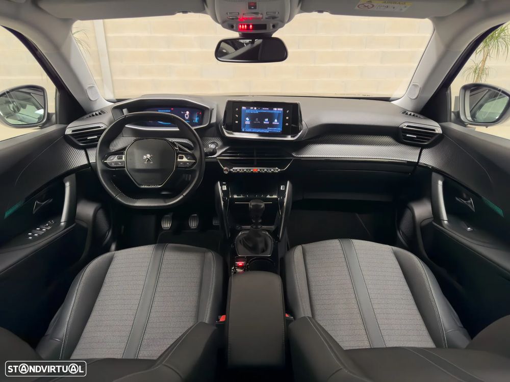 Peugeot 2008 1.2 PureTech Allure Pack - 12