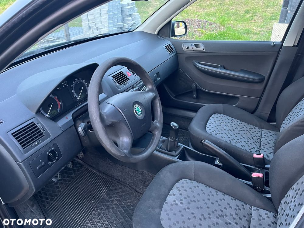 Skoda Fabia 1.4 16V Classic - 14