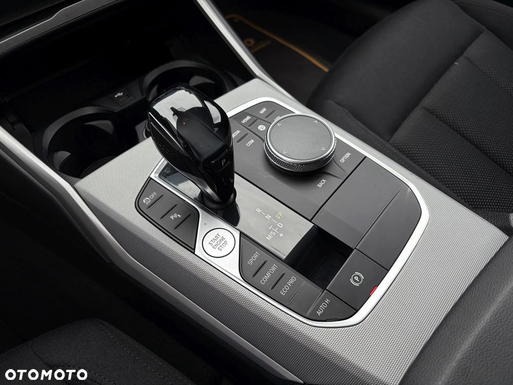 BMW Seria 3 320d Advantage - 31