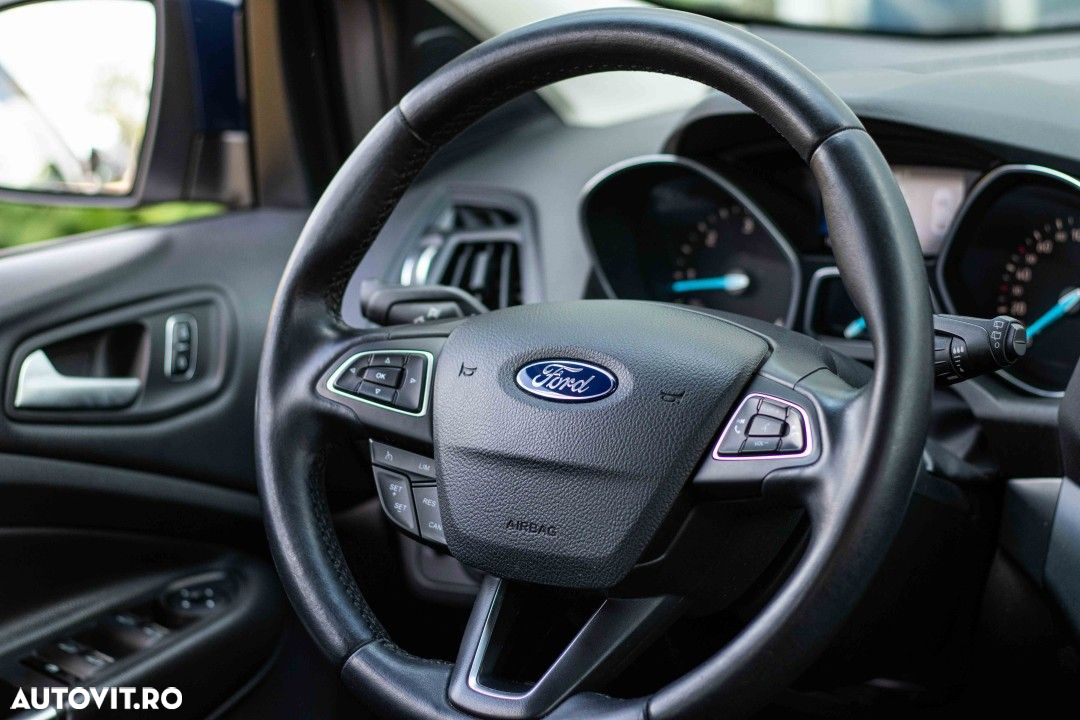 Ford Kuga 1.5 TDCi 2WD Trend - 34
