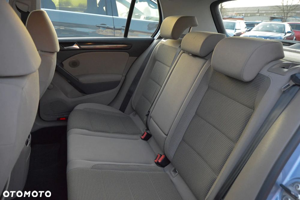 Volkswagen Golf 1.4 TSI Comfortline DSG - 6