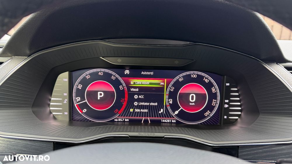 Skoda Superb 1.5 TSI ACT DSG Style - 10