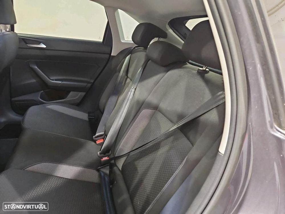 VW Taigo 1.0 TSI Urban - 12