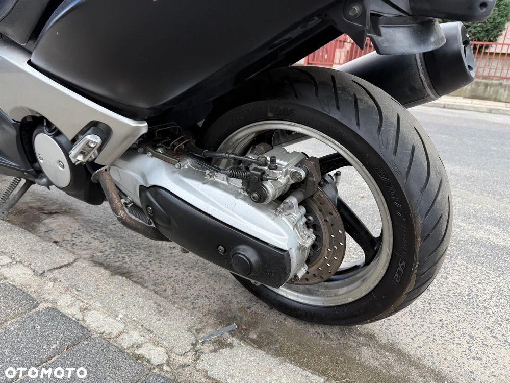 Yamaha Tmax - 19