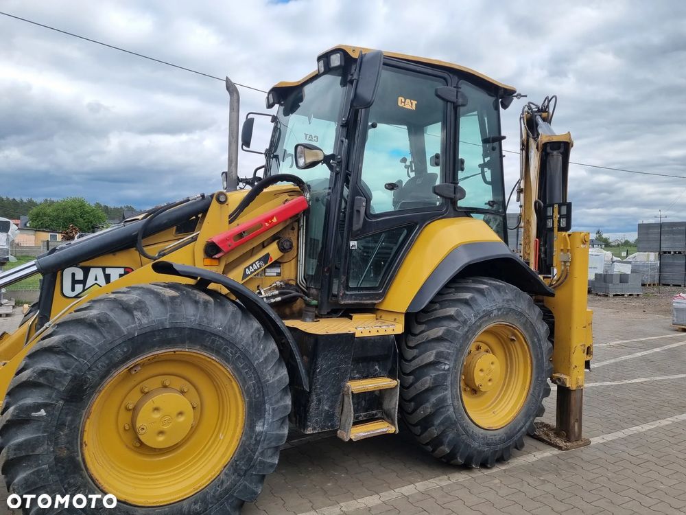 Caterpillar 444 F2 - 16