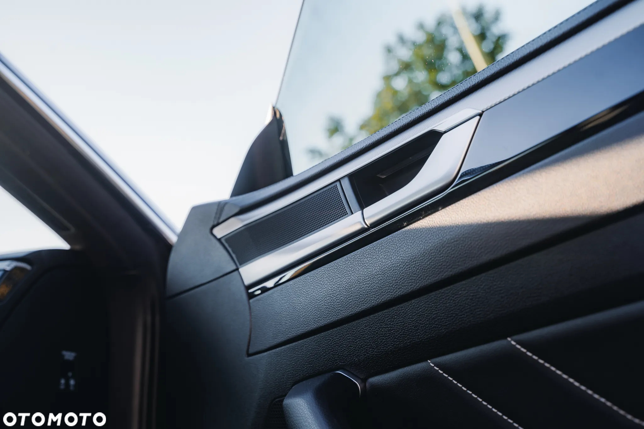 Volkswagen Arteon 2.0 TSI R-Line DSG - 11