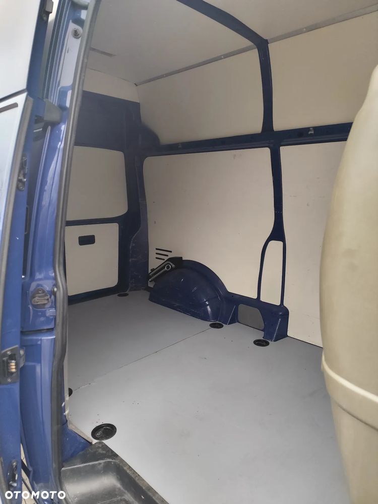 Volkswagen transporter - 13