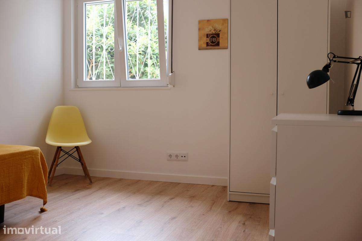 Quarto - localizado em Carcavelos Lisbon - Grande imagem: 4/8