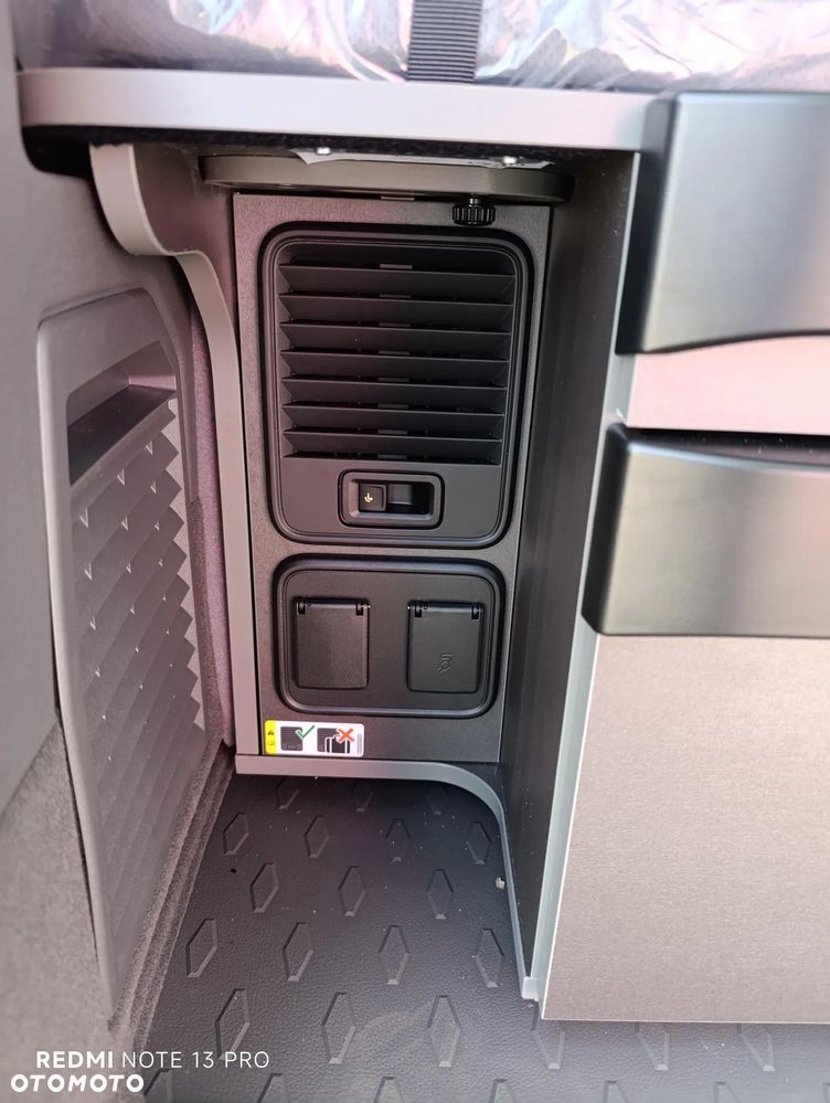 Volkswagen California - 14