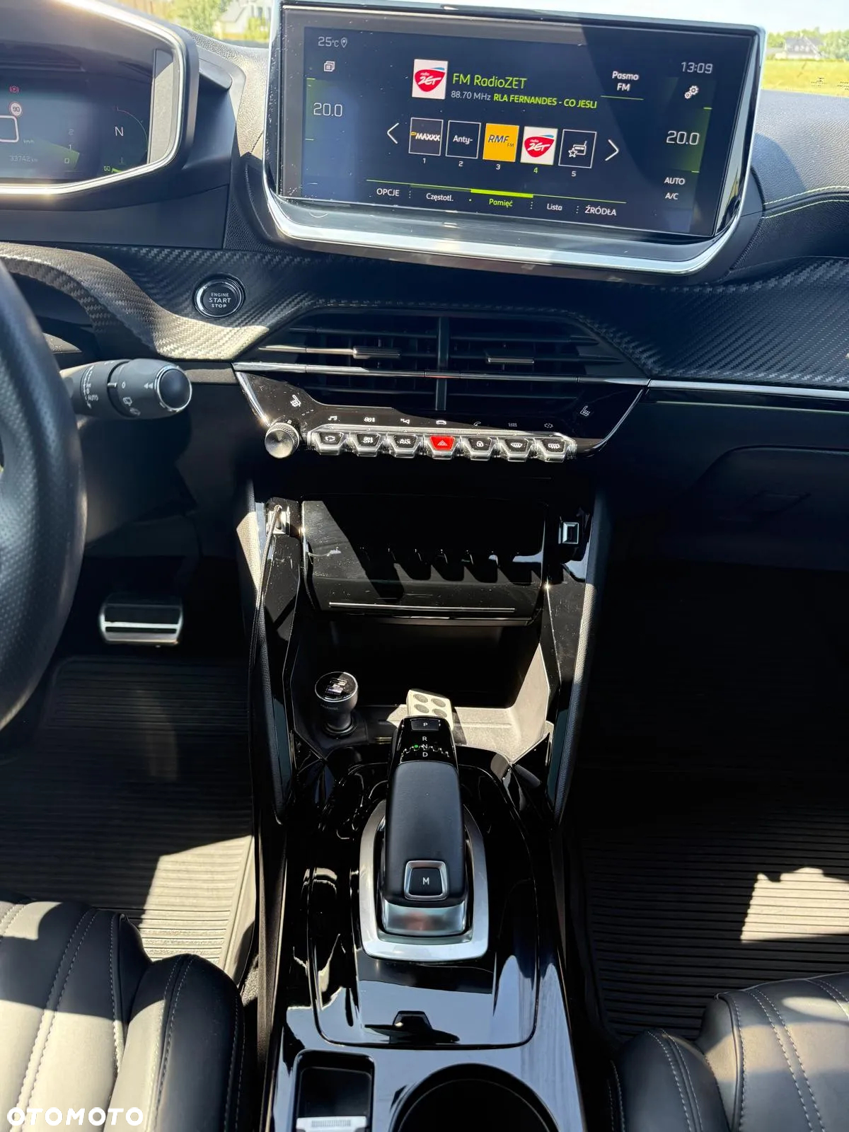 Peugeot 2008 1.2 PureTech GT S&S EAT8 - 8